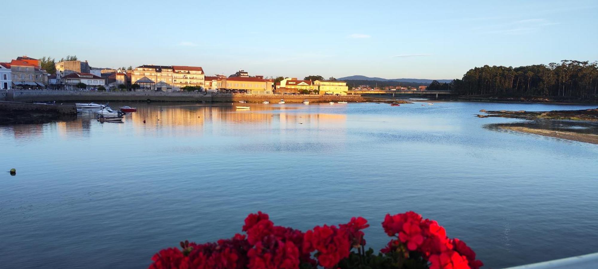 Apartamento El Rincon De Elia, Haz Realidad Tu Sueno De Vivir Con Vistas Al Mar Villanueva De Arosa Buitenkant foto